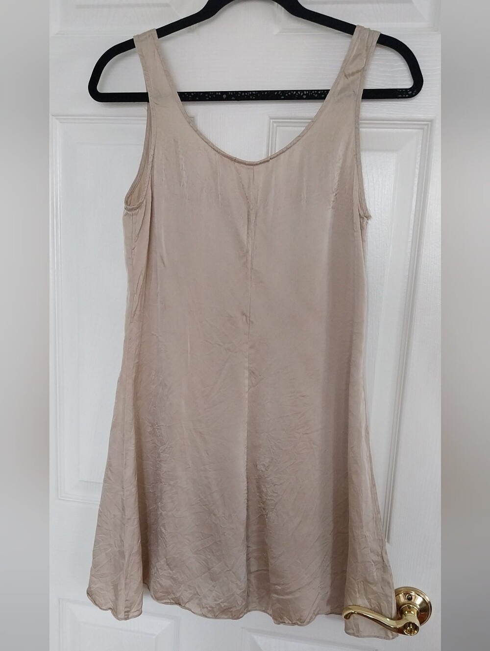 💯 % Silk Button-Front Sleep Wear - Picture 5 of 10